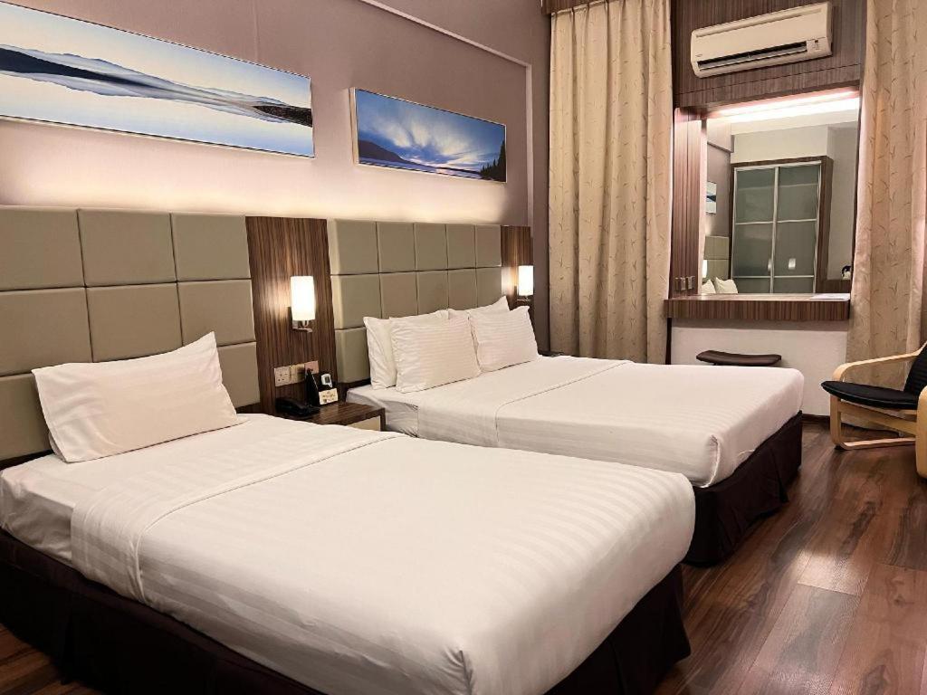 The Landmark Hotel Batu Pahat Exterior foto